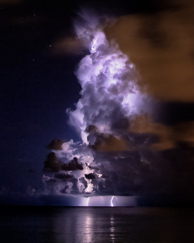 Storm-Grand-Cayman-matador-seo-.jpg