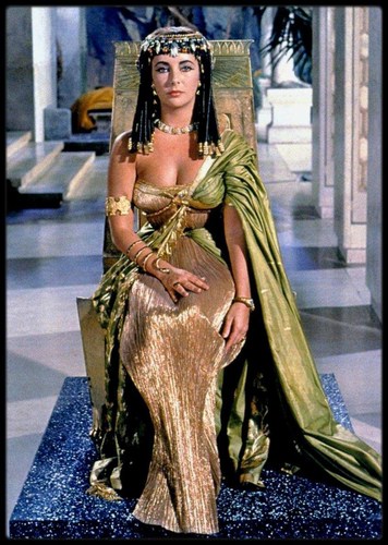 Elizabeth-Taylor-Cleopatra-2.jpg