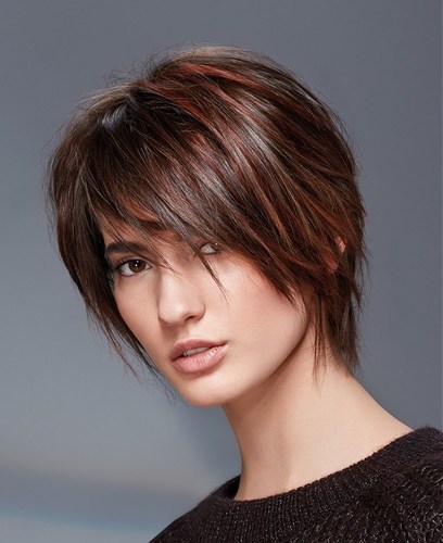 Intermede-Short-Brown-straight-hairstyles.jpg