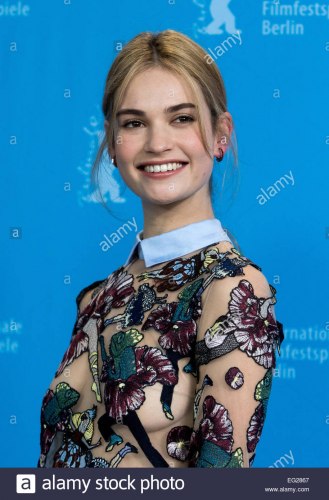 actress-lily-james-attends-the-photo-call-of-cinderella-during-the-EG2867.thumb.jpg.70ba9bae867e660ec9a69e7f1360f8df.jpg