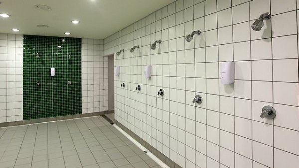 807736-showers.jpg